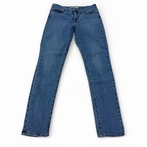 Levi’s Classic Blue Women's Jeans